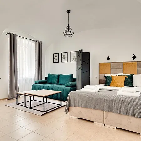 Na Parterze 40 M Od Rynku