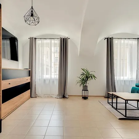 Na Parterze 40 M Od Rynku Apartmán *