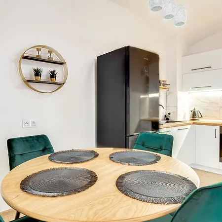 Apartamento Na Parterze 40 M Od Rynku *