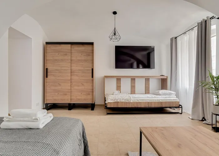 Na Parterze 40 M Od Rynku